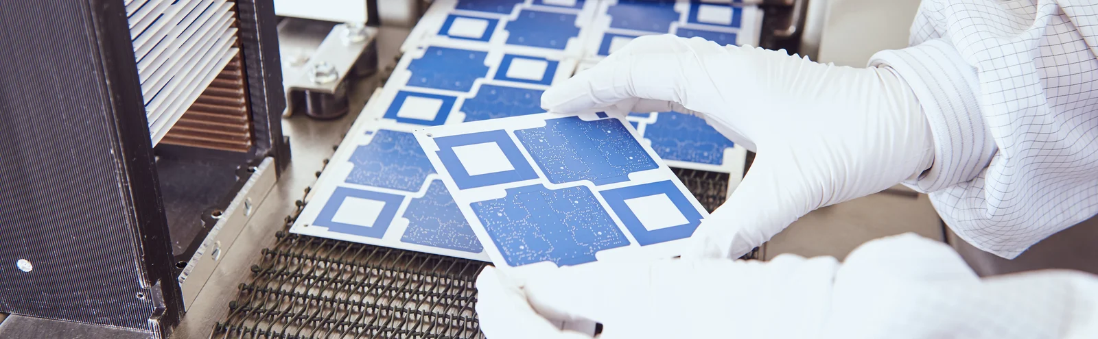 Close-up of a hybrid solution, thick film