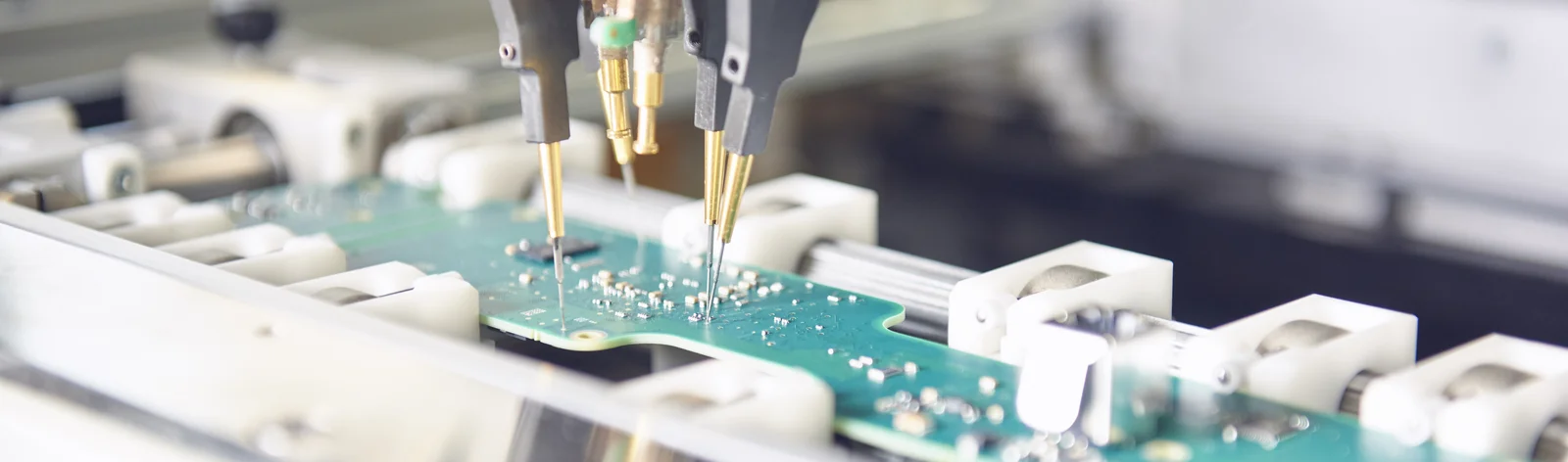 Close-up of a flying probe test at the Cicor site in Bronschhofen