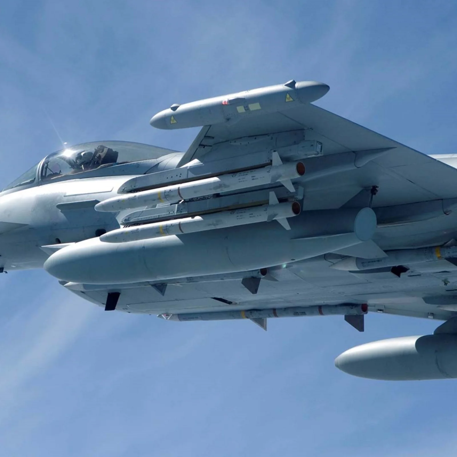 Fighter aircraft in flight, showcasing Cicor avionics and airborne mission systems.